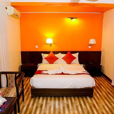 Hotel Panorama Pokhara Ngoại thất bức ảnh