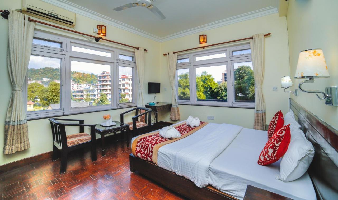 Hotel Panorama Pokhara Ngoại thất bức ảnh