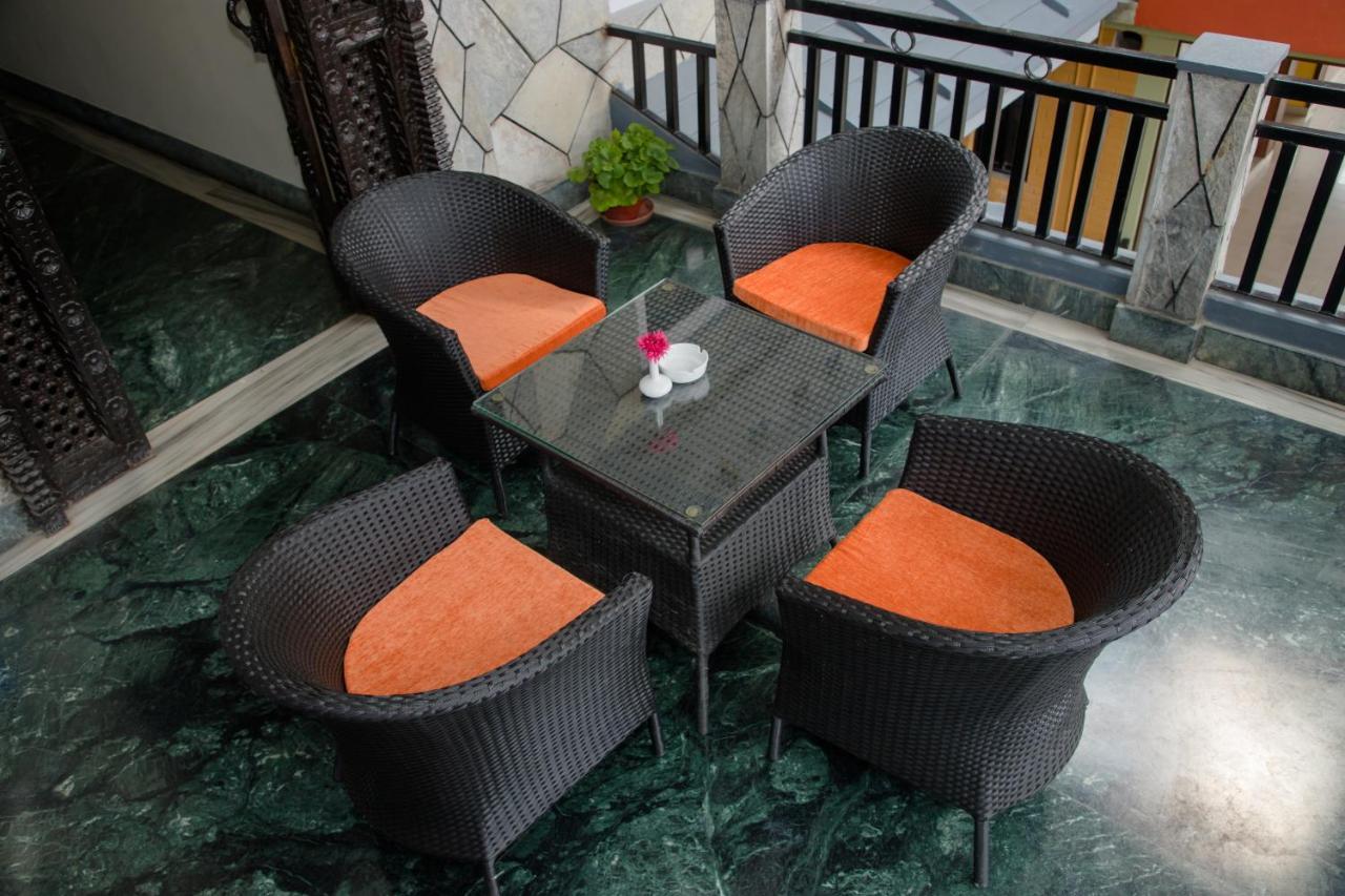 Hotel Panorama Pokhara Ngoại thất bức ảnh
