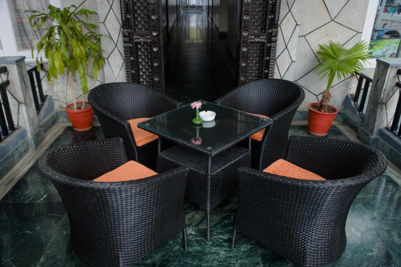 Hotel Panorama Pokhara Ngoại thất bức ảnh