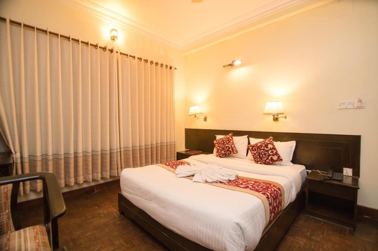 Hotel Panorama Pokhara Ngoại thất bức ảnh