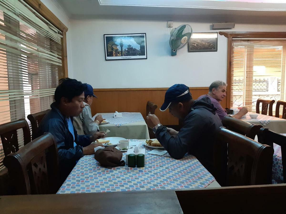 Hotel Panorama Pokhara Ngoại thất bức ảnh